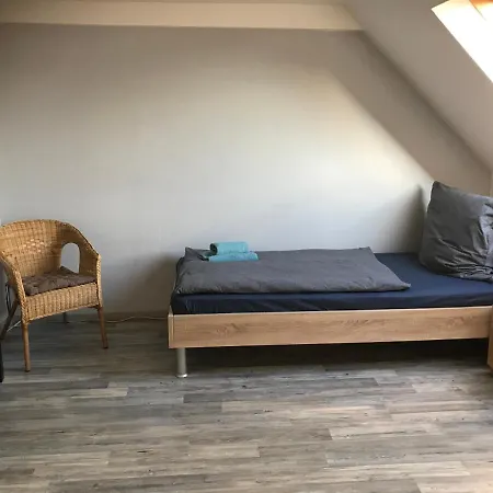 Rum i privatbostad Monteur - Privat Geich *