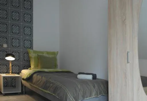 Monteur - Privat Geich Habitación en casa particular